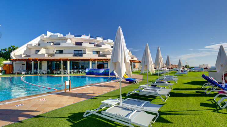 SBH Crystal Beach Hotel & Suites